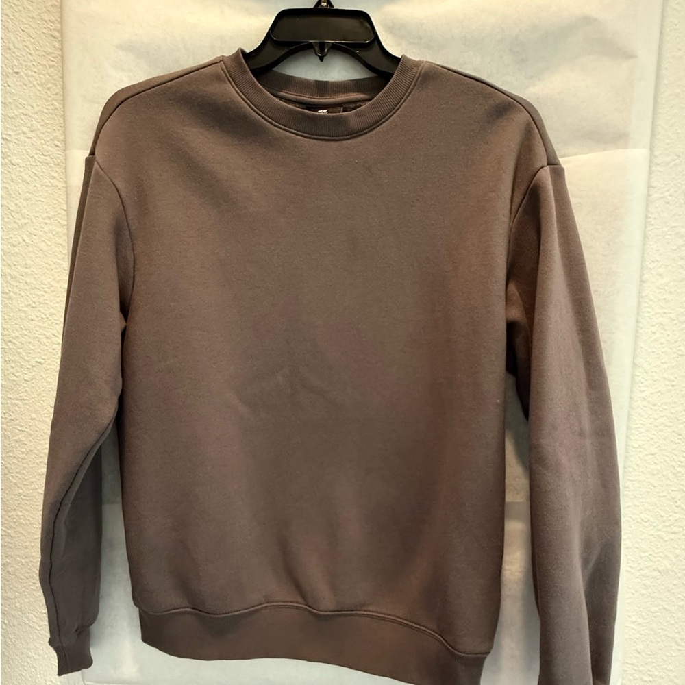 H&M Men's Dark Grey/Taupe Crewneck Sweatshirt, Size S